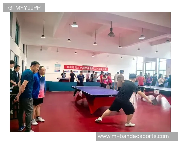 乒乓球与足球的完美融合探秘重庆乒乓球队的团队配合与战术智慧 乒乓球与足球的完美融合探秘重庆乒乓球队的团队配合与战术智慧