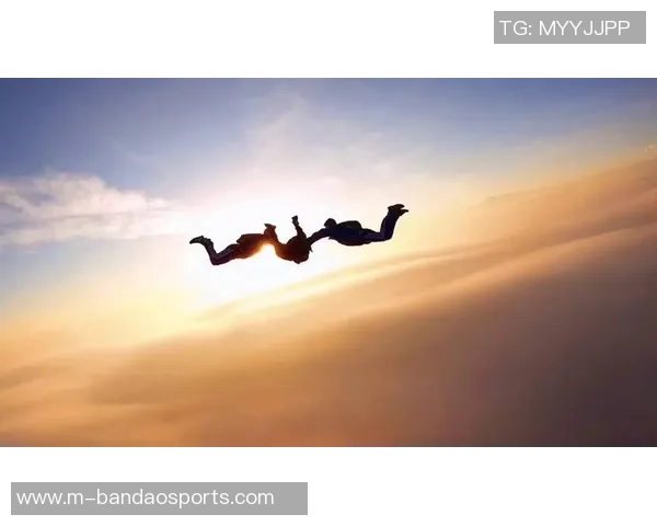 成都极限运动队展现灵活性与激情的极限运动之旅